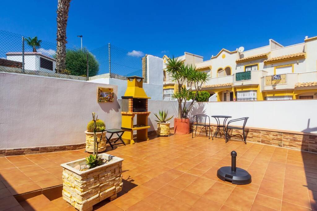 La Casa De Mi Suenos Villa ตอร์เรเวียคา ภายนอก รูปภาพ