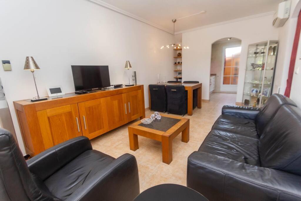 La Casa De Mi Suenos Villa ตอร์เรเวียคา ภายนอก รูปภาพ
